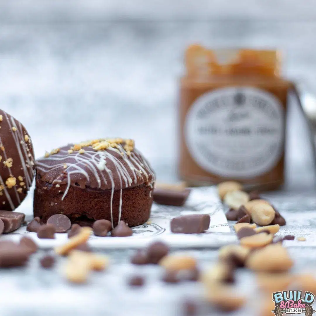 Single brownie boxes for sale at Build & bake